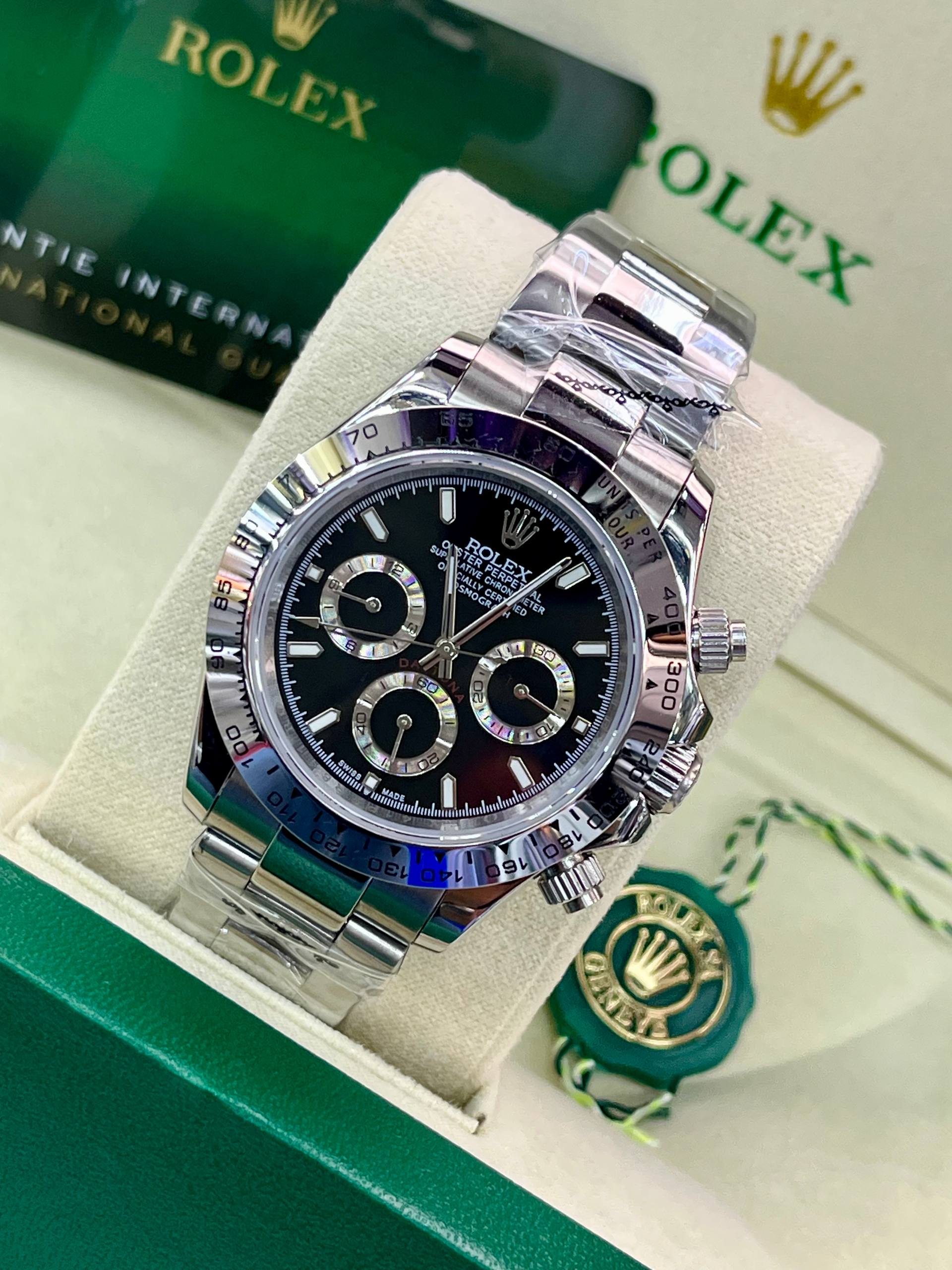 ROLEX DAYTONA BLACK DIAL