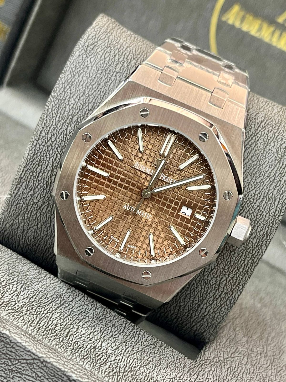AUDEMARS PIGUET ROYAL OAK CHOCOLATE